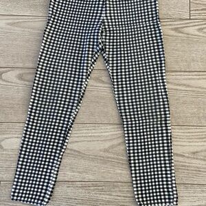 Lulus women’s pants. Size: XS.